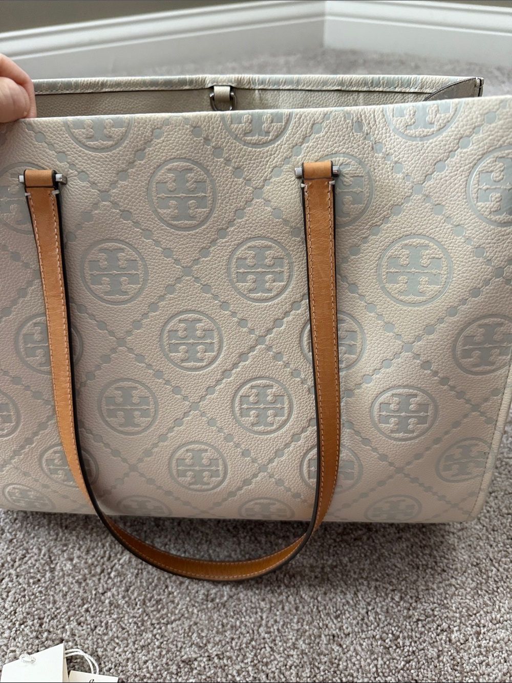 Tory Burch Light cream Logo-Print Tote with Tan Handles - Picture 11 of 14